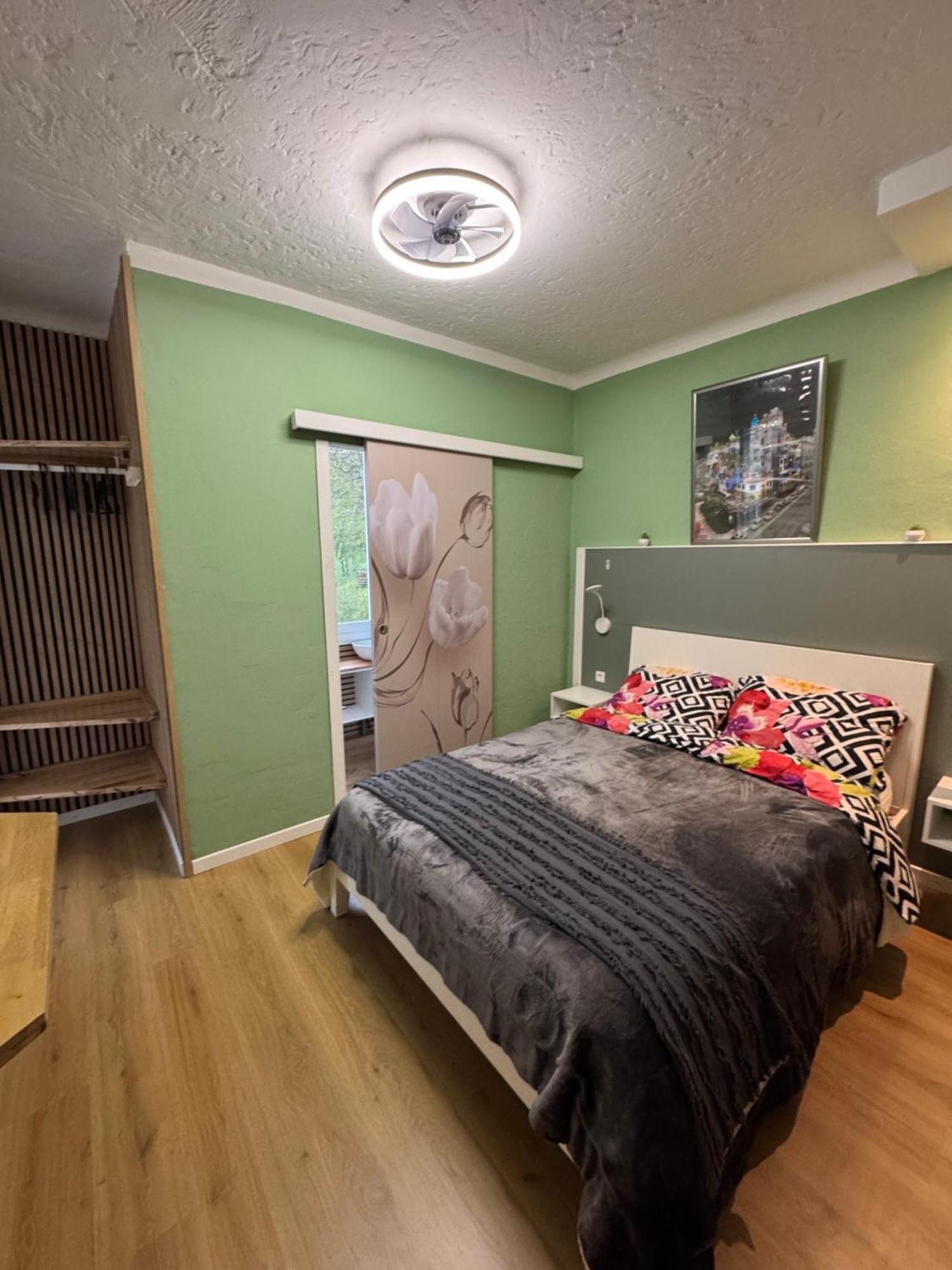 Bnb Castellane Chambre D'Hotes B&B Eksteriør bilde